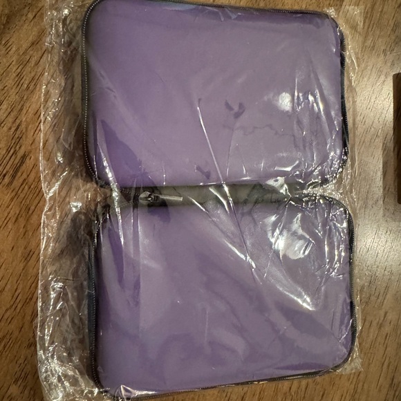 Transparent Handheld Gaming Console - Picture 4 of 5